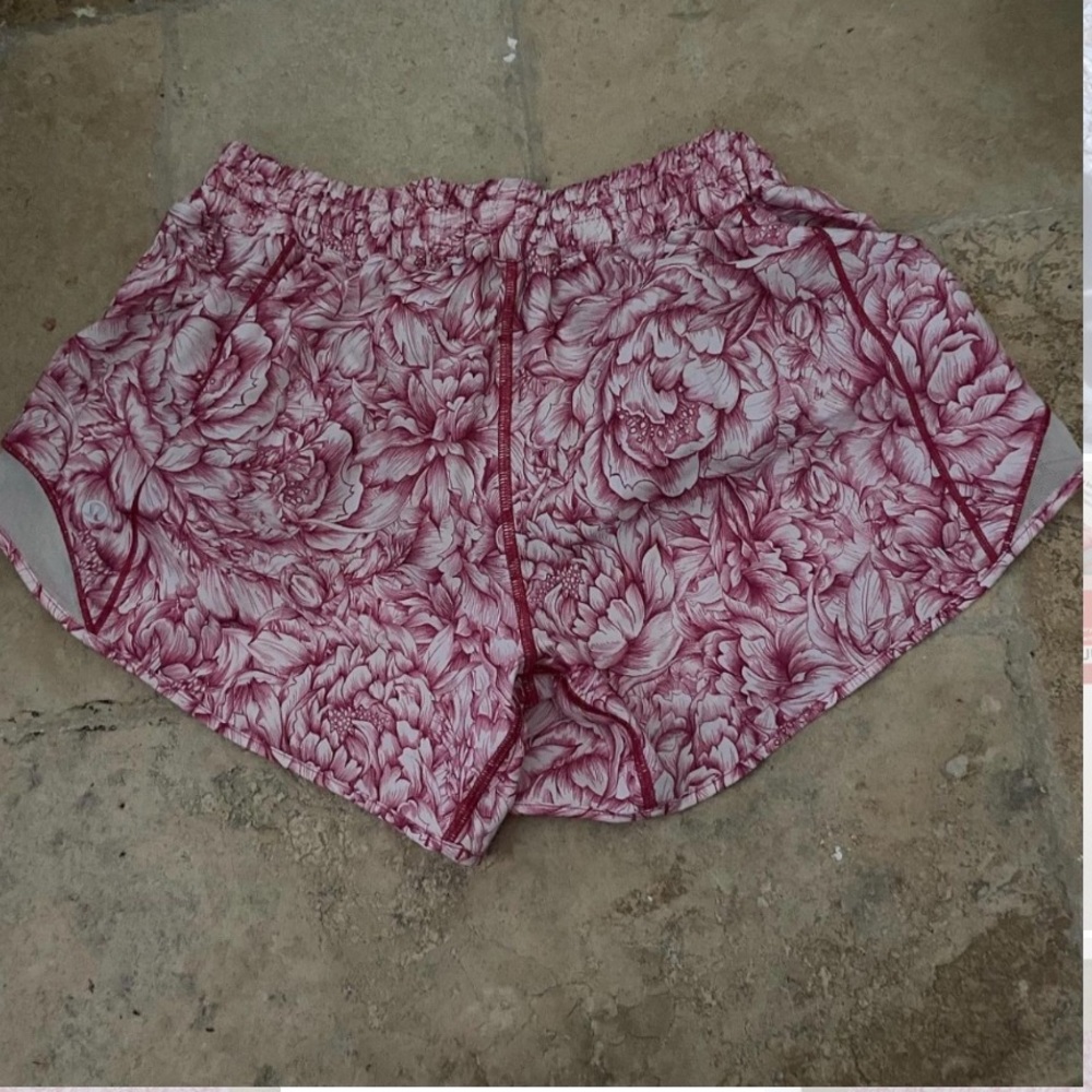 Lulu shorts